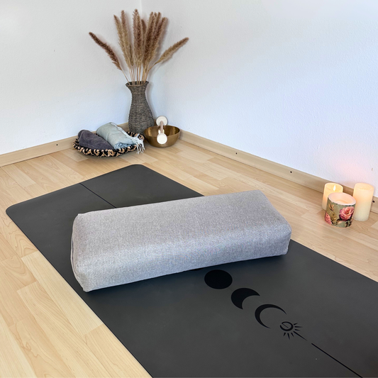 Movasana Yoga Bolster – Für Yin Yoga & Tiefenentspannung